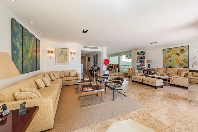 Exceptional sea view villa for sale by the beach in Formentor, North Mallorca — photo 8