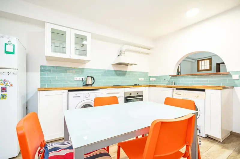 Reformed loft apartment in the exclusive La Calatrava area, in the heart of Palma's old town — photo 8