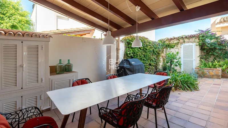 Semi-Detached for sale in Génova — photo 3