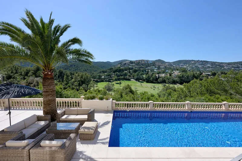 Exclusive: Impressive dream villa on the Son Vida golf course - Marcel Remus Real Estate — photo 2