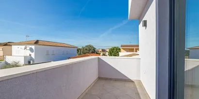 Real estate picture 0 Ref. No. 83463 — photo 10