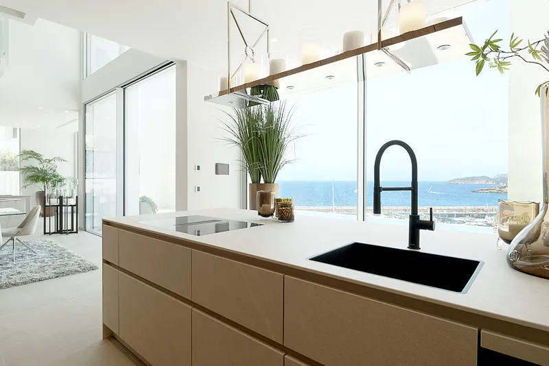 Design villa on the first line of the sea! - Marcel Remus Real Estate — photo 6