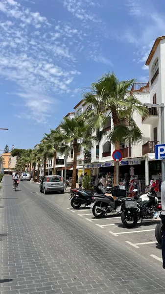 Commercial premises currently operating as a restaurant 100 m from the beach — photo 5