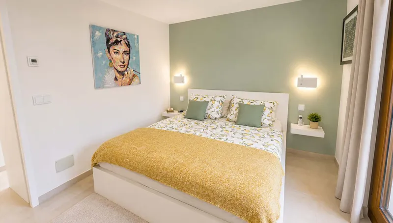 Renovated villa in Santa Ponsa with private garden and covered terrace — photo 11