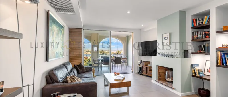 Renovated penthouse in Bendinat with large roof terrace and spectacular sea views — photo 4