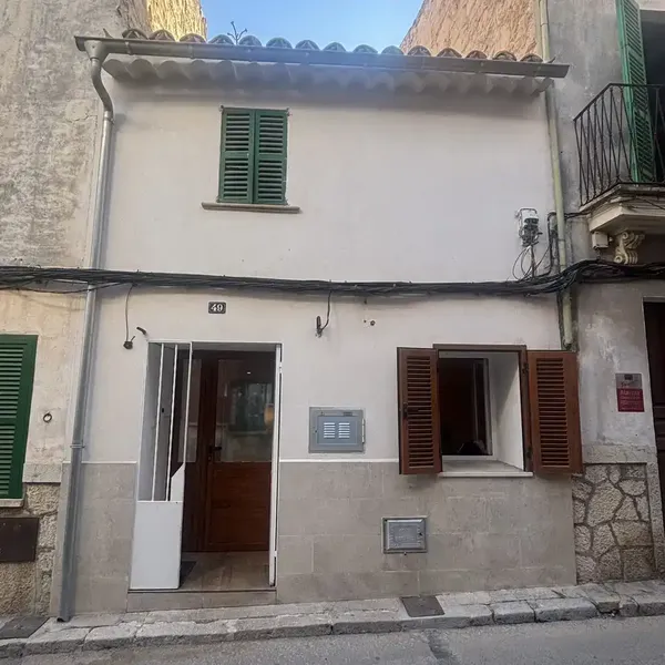 CASA REFORMADA EN EL CENTRO DE INCA · 799.000 € · PISCINA · TERRAZA · DOMÓTICA — photo 1