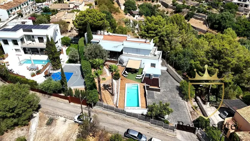 Discover this spectacular house or chalet in the exclusive area of Gènova, perfect for those seeking comfort, space, and a quiet environment — photo 5