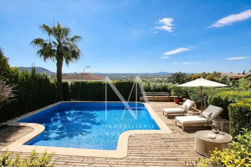Discover this magnificent villa with pool located in one of the most exclusive and sought-after areas of Inca. — photo 4