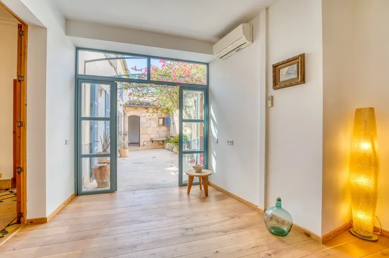Extraordinary townhouse in the historic center of Petra, just steps from the popular Plaça Ramon Llull — photo 6