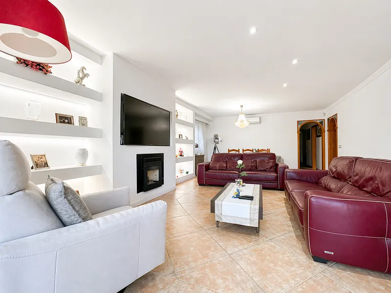 Charming chalet-villa in prestigious location in El Toro — photo 8