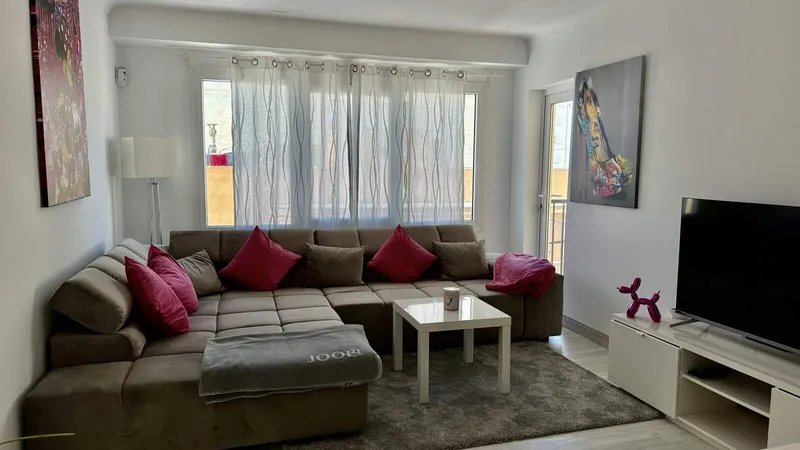 75m² apartment with 4 rooms, balcony and sea view for sale — photo 4