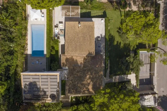 Stylish villa for sale close to the beach in Cala Vinyes, Southwest Mallorca — photo 5