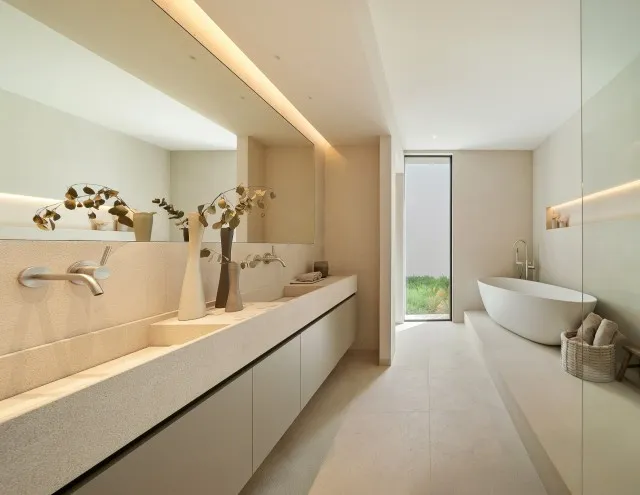 Modern villa with sea views for sale in Portals Nous, Southwest Mallorca — photo 11