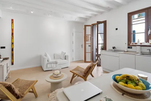 Palma de Mallorca Old Town, Charming Duplex Penthouse in Palma's Old Town with a Rooftop Terrace, Just a Few Steps from the Sea — photo 11