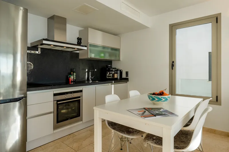 Exclusive apartment on the first sea line — photo 5