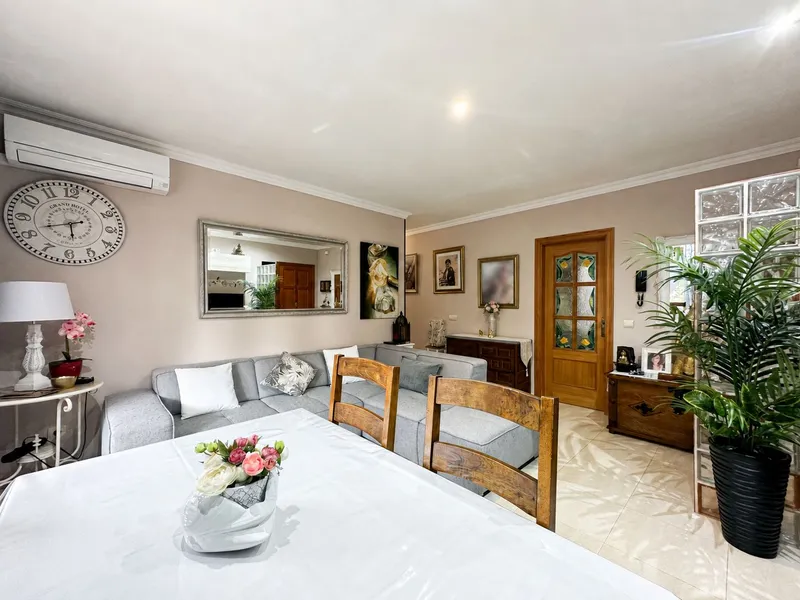 Beautiful ground floor with terrace and parking near the sea — photo 8