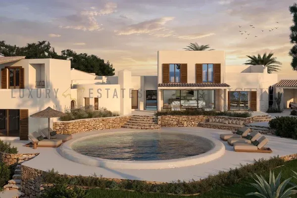 Mediterranean first line villa in Cala d'Or on its peninsula with direct access to the sea — photo 4