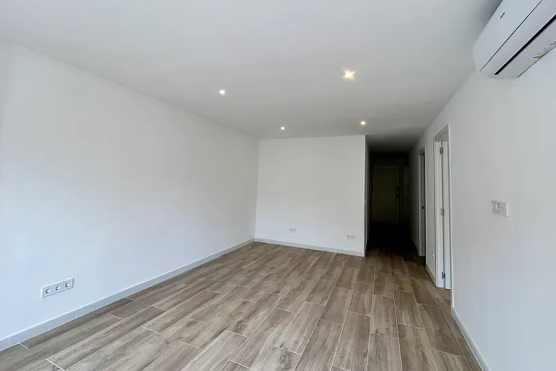 Newly renovated apartment with private garden in San Agustin — photo 11