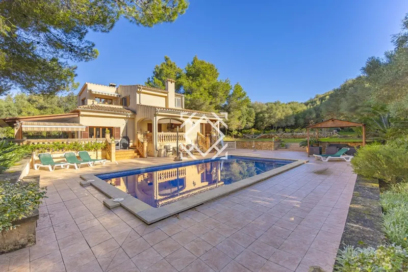 Charming rustic estate with private pool in Alcanada, Alcudia, Mallorca — photo 6