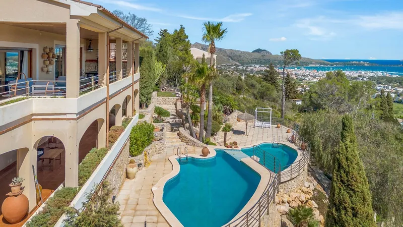 Villa of 783 m2 in Puerto Pollença with sea views and ETV — photo 1