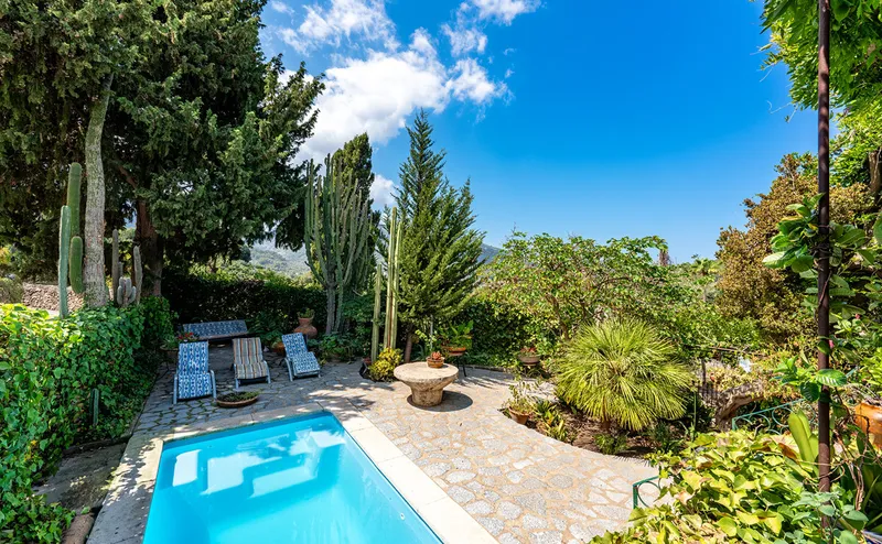 Finca in Biniaraix with pool, views and rental lic ... — photo 8