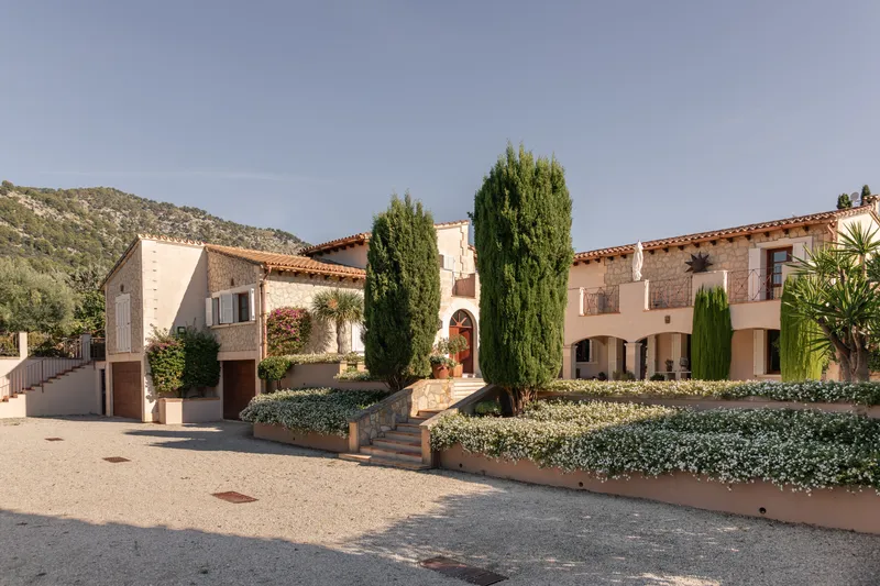 Private estate with Tramuntana views and olive grove — photo 2