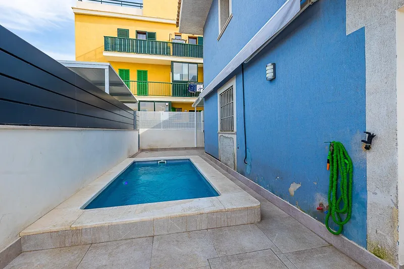 Ground floor with private terrace and pool, 260 m from the sea — photo 3