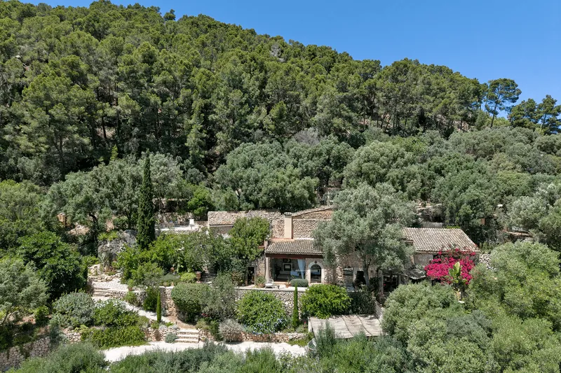 Estate with pool and jacuzzi in Andratx — photo 1