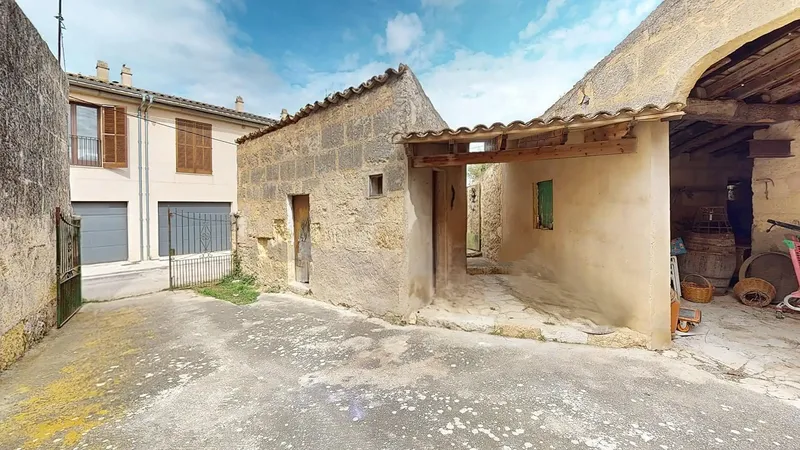 Traditional house to renovate in Ses Alqueries – Ideal for investors with vision — photo 3