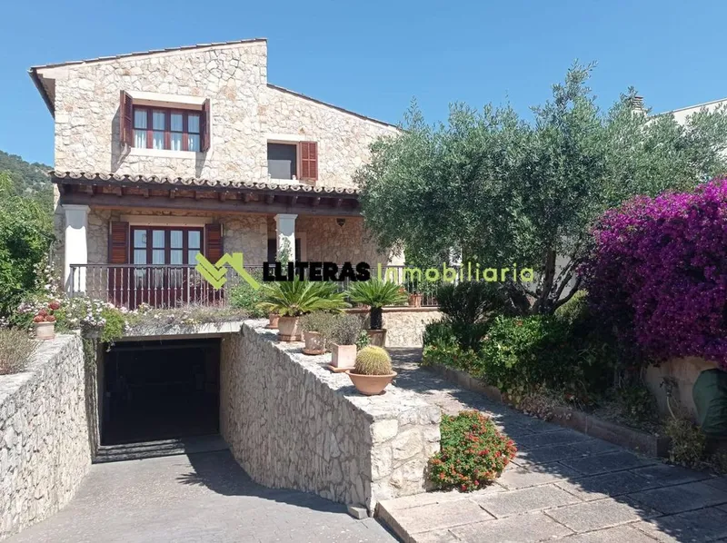 Detached House in Mancor de la Vall, Province of Balearic Islands — photo 1
