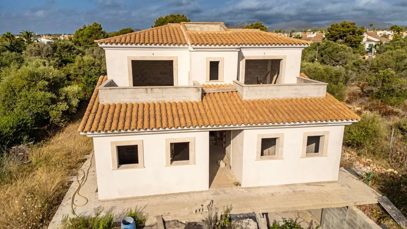Contemporary villa in Cala Murada with privacy, spaciousness, great potential and project — photo 8