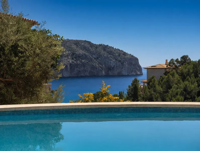 Lovely Villa with Sea View for Sale in Es Camp de Mar — photo 4