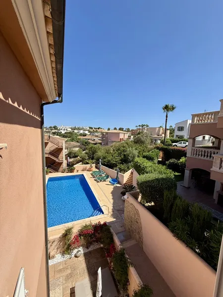 Penthouse for rent in Cala Mandia, Manacor — photo 1