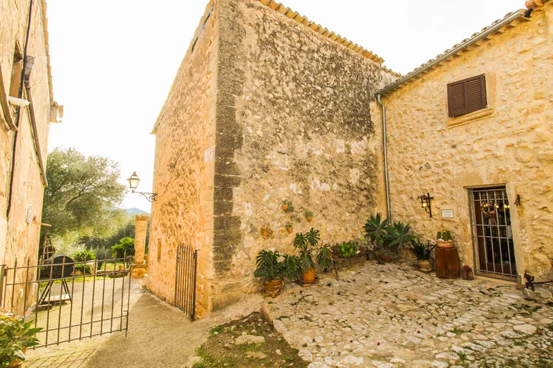 Ref. 2421C – Andratx – Rustic finca in traditional style in quiet location — photo 8