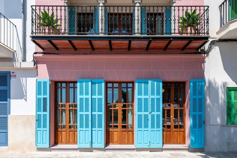Live where the sea begins: renovated old town jewel in Porto Colom — photo 3