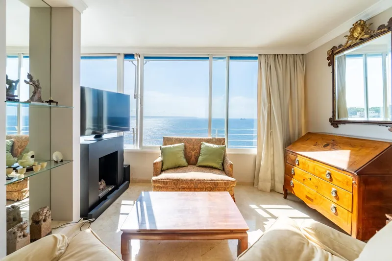 Apartment with sea views — photo 9