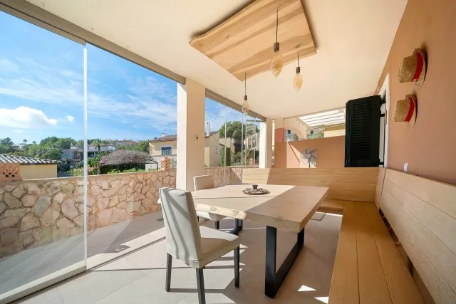 Townhouse for sale beside the golf course in Camp de Mar, Southwest Mallorca — photo 2