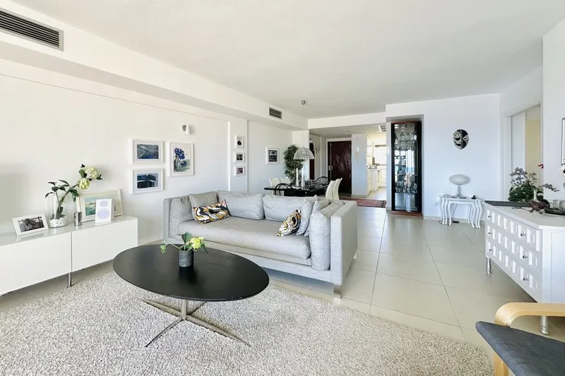 Stunning flat with terrace on the seafront in Palmanova — photo 7