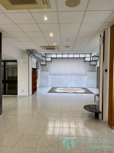 Business premise — photo 7