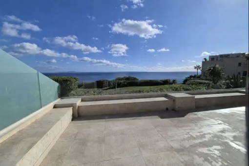 Cala Vinyas, renovated apartment for long-term rental on the seafront in Cala Vinyas, with sunny terrace, pool and direct access to the sea — photo 3
