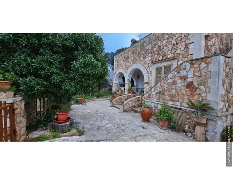Rental of independent house or villa in Cala Santanyi — photo 11