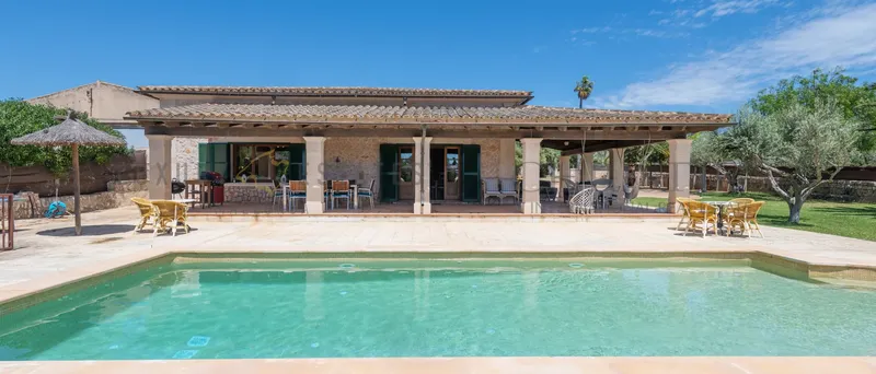 Country house in Santanyi with rental license and pool — photo 1