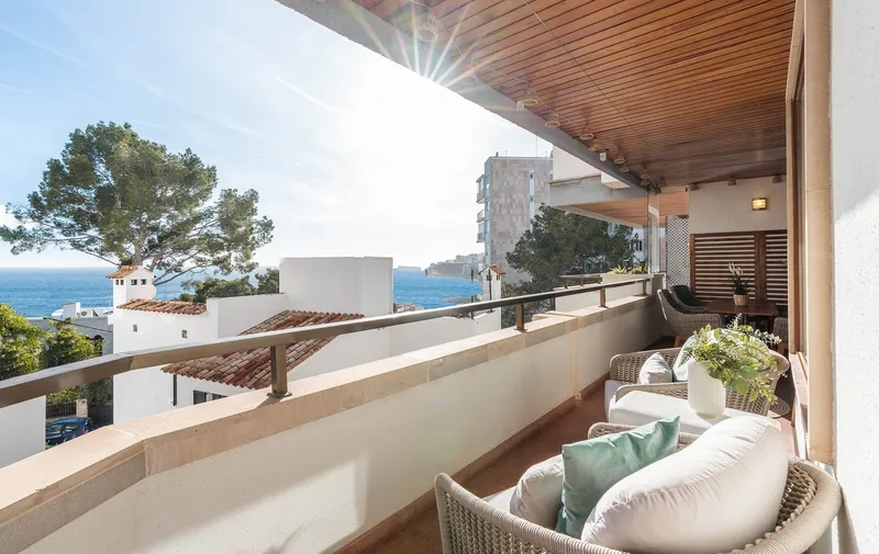 Renovated sea front apartment with terrace in San Agustin — photo 7