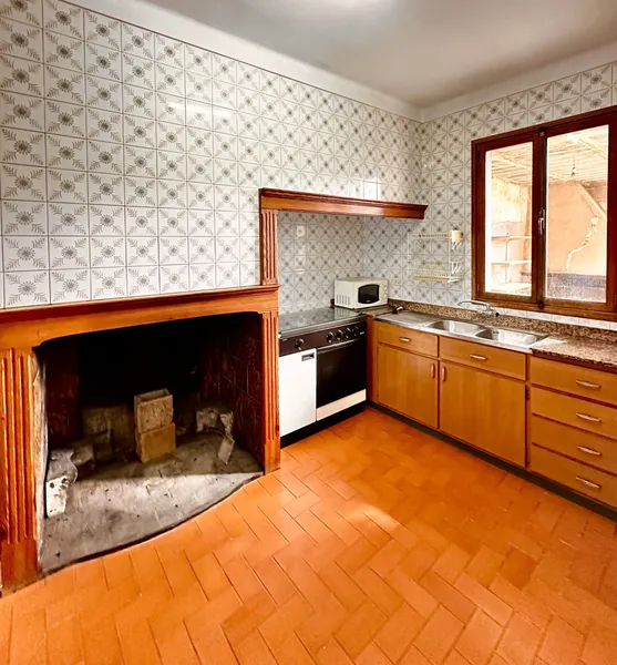 Village house to renovate in south-east orientation — photo 2