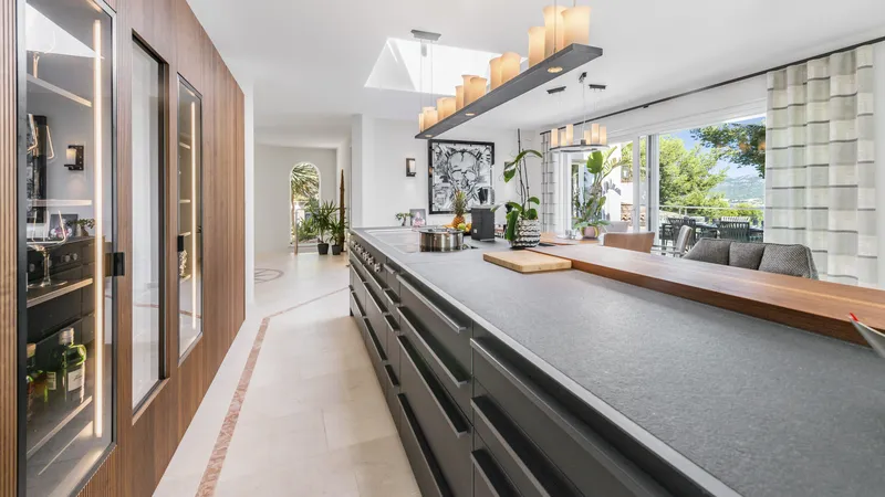 Designer villa in Santa Ponsa with breathtaking views — photo 7