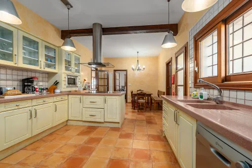 Santanyi: Inviting natural stone finca with pool and holiday rental license on the outskirts of Santanyi — photo 9