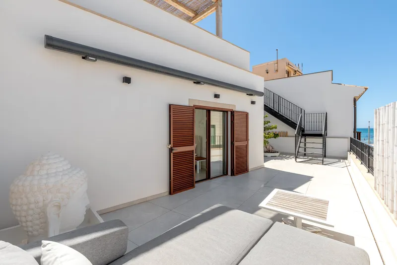 Townhouse in El Molinar - Relaxing terrace with pool and BBQ — photo 7