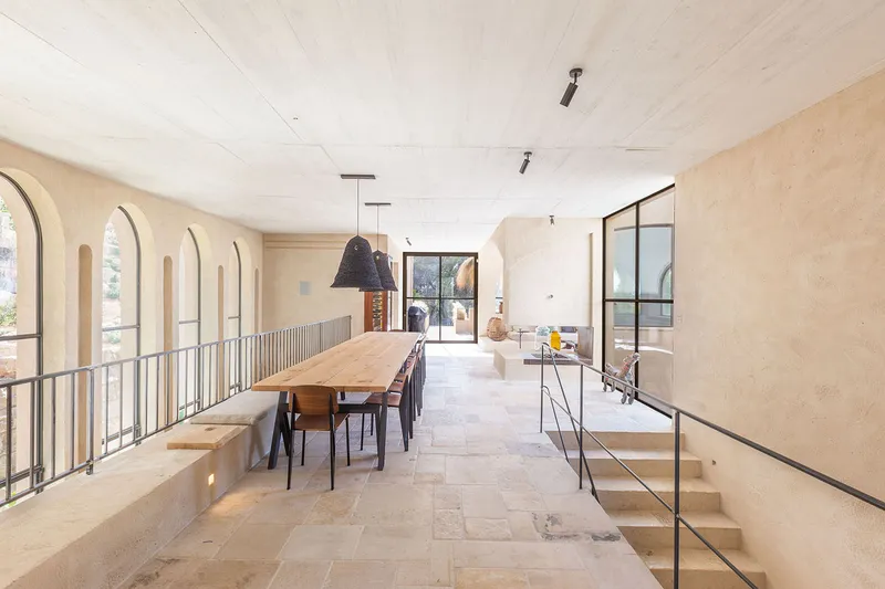 Exceptional villa in an exclusive residential location close to the centre — photo 12
