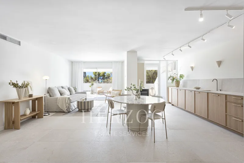 Refurbished sea view apartment in an exclusive location in Cas Català — photo 2