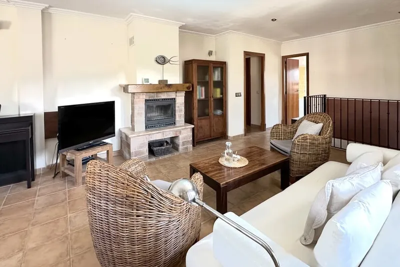 Charming house in a peaceful setting in El Toro — photo 8